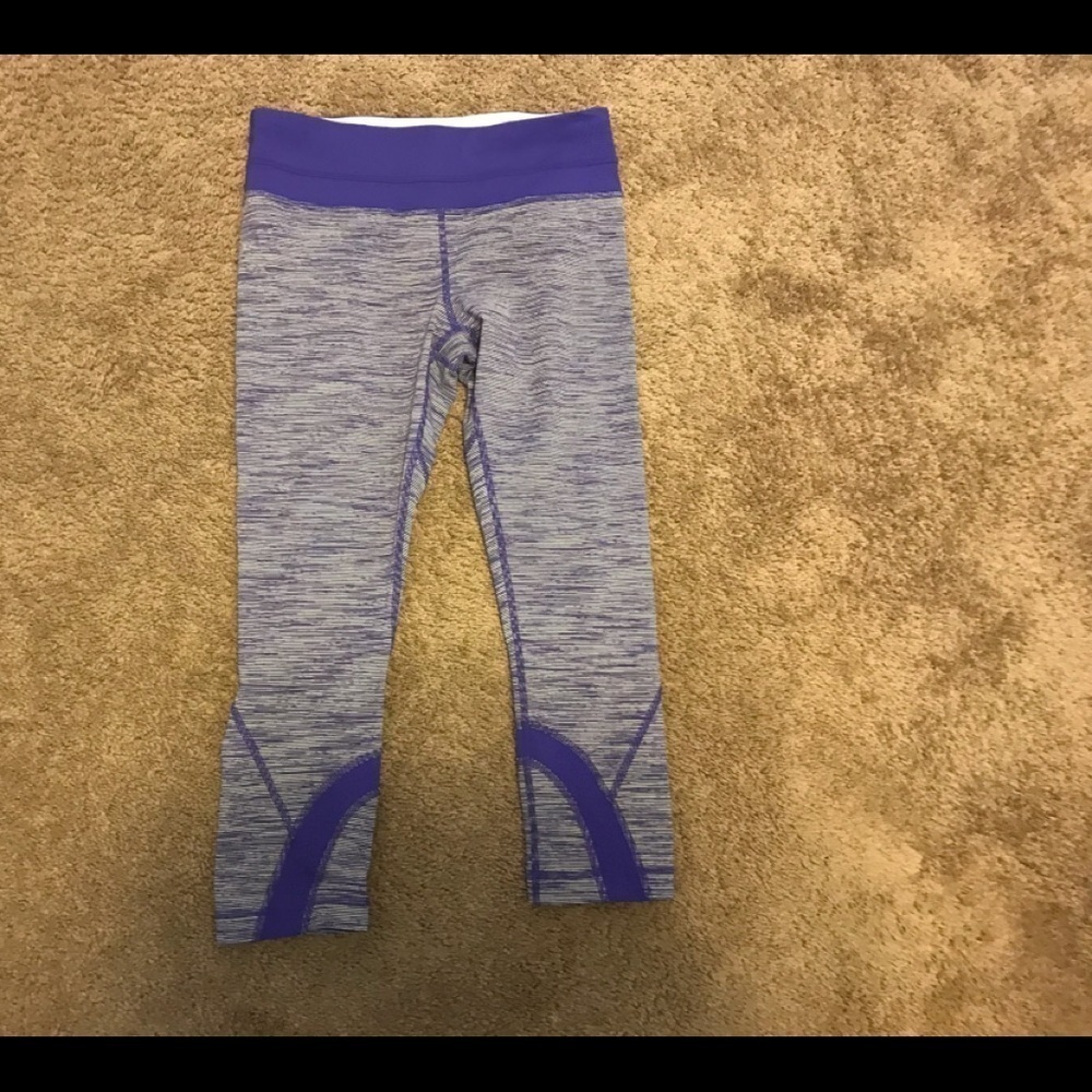 Lululemons cropped Leggins